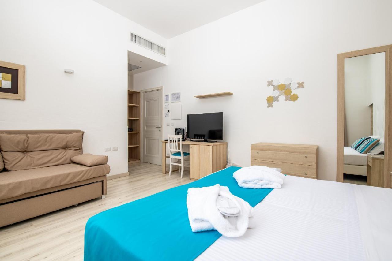 Nicolaus Prime Il Gabbiano Hotel Pulsano Esterno foto