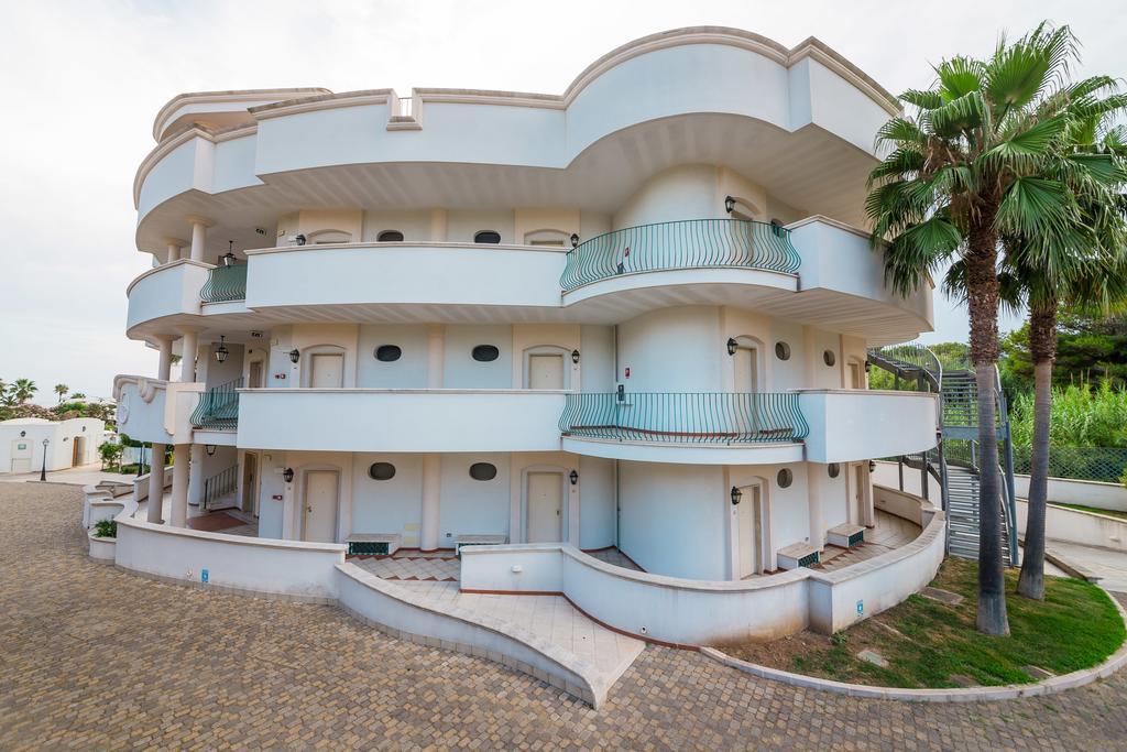 Nicolaus Prime Il Gabbiano Hotel Pulsano Esterno foto
