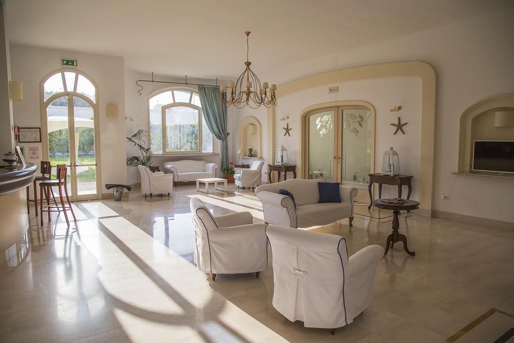 Nicolaus Prime Il Gabbiano Hotel Pulsano Esterno foto